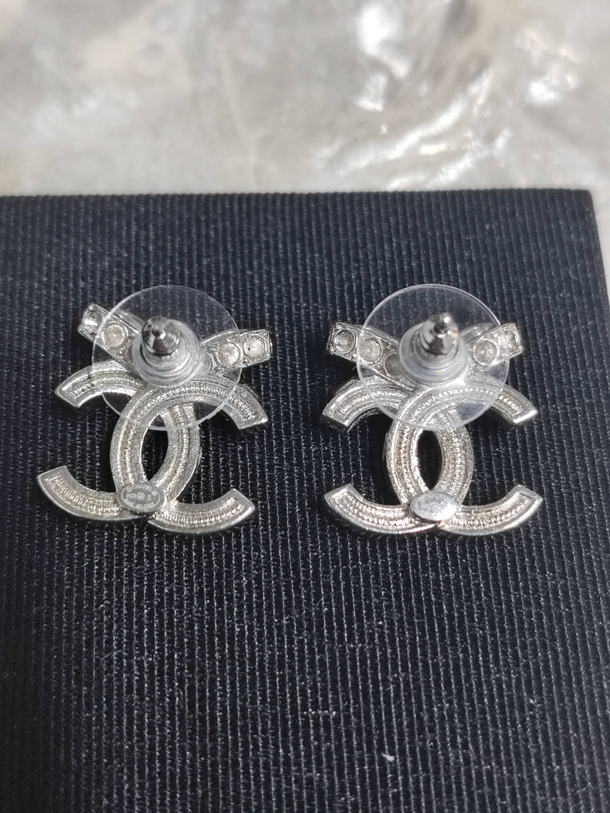 Chanel - Other - Silver-tone metal with glass rhinestones - Silver