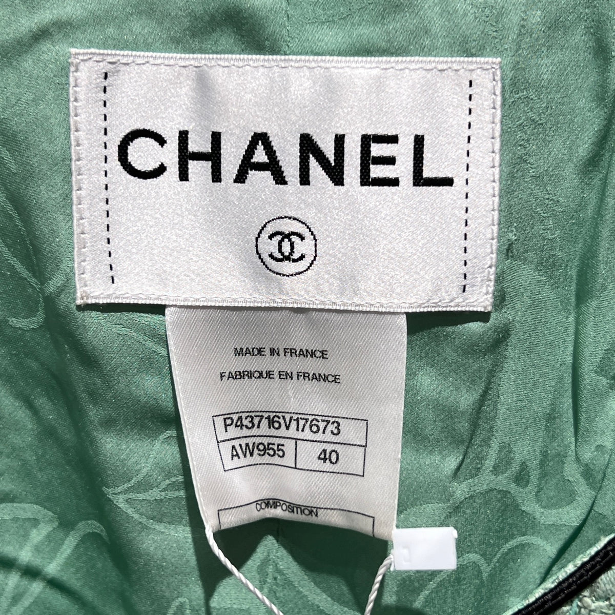 Chanel - Other - Tweed - Green - (40)