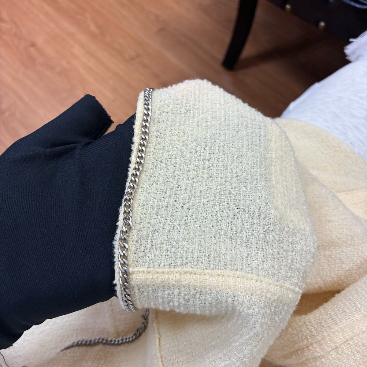 Chanel - Other - Wool - Beige - (36)