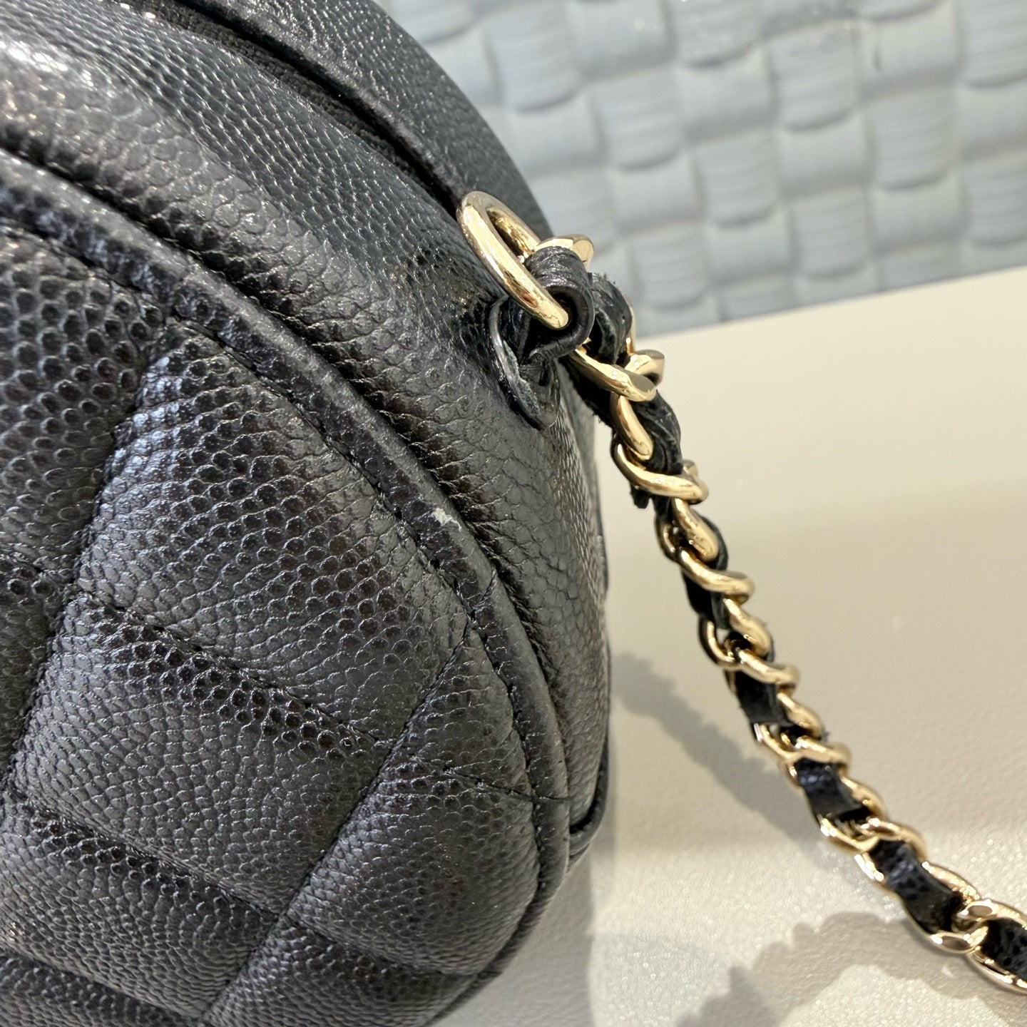 Chanel - Round Clutch with Chain - Caviar leather - Black with Gold-Tone Hardware - (Mini)