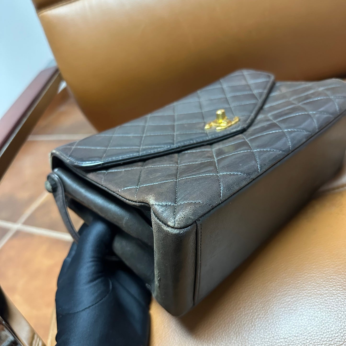 Chanel - Timeless/Classique - Leather - Black - (medium)