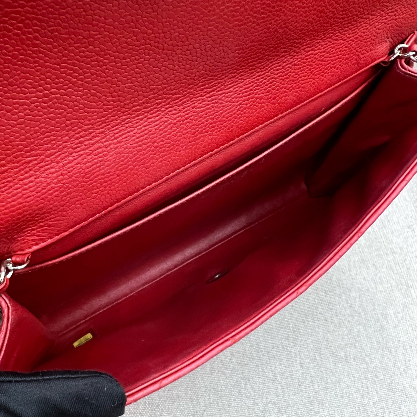Chanel - Timeless/Classique - Leather - Red - (medium)