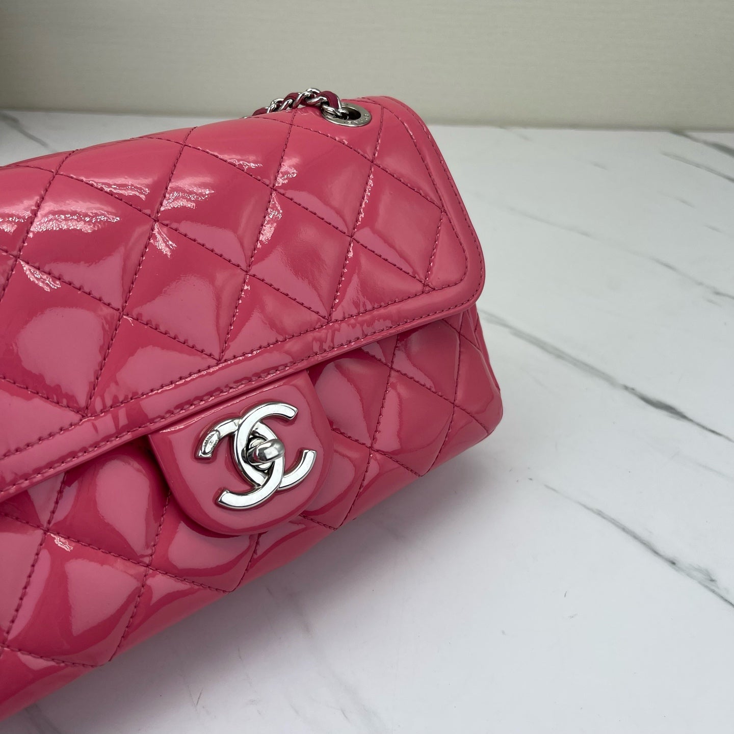 Chanel - Timeless/Classique - Patent leather - Pink - (mini)