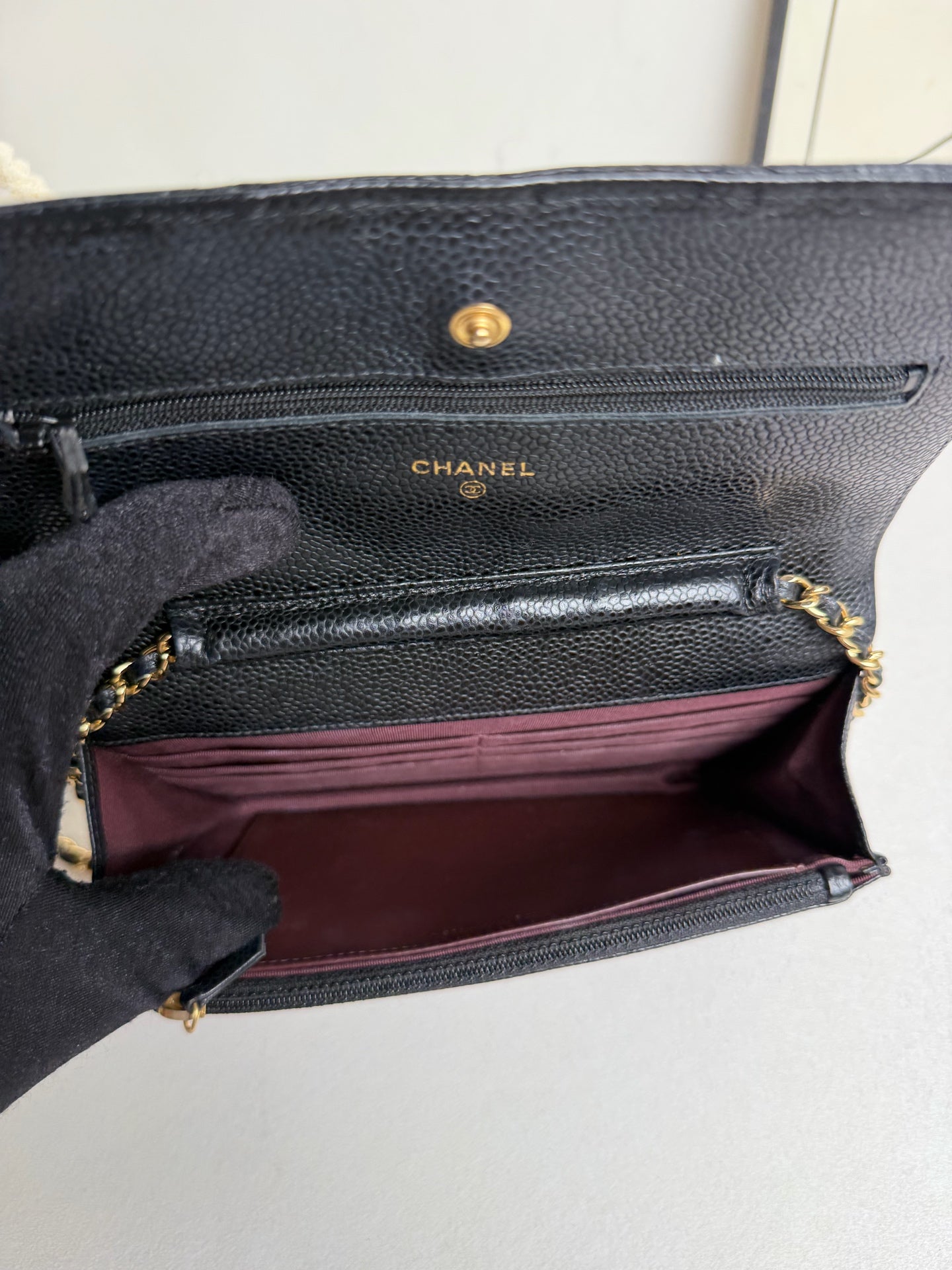 Chanel - WOC - Leather - Black - (mini)