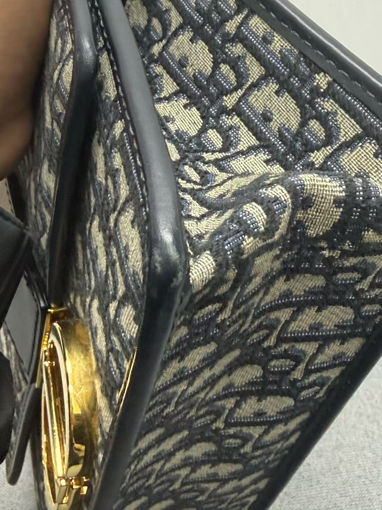 Dior - 30 Montaigne - Dior Oblique jacquard canvas with calfskin leather trim and details - Beige and Navy Blue - (Medium)