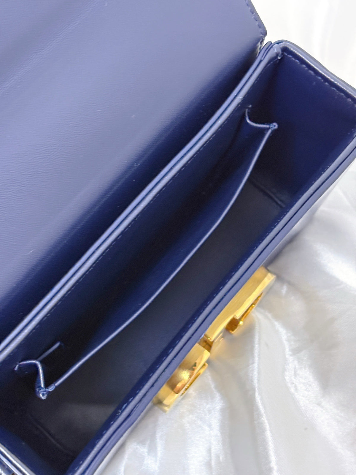 Dior - 30 Montaigne - Leather - Navy