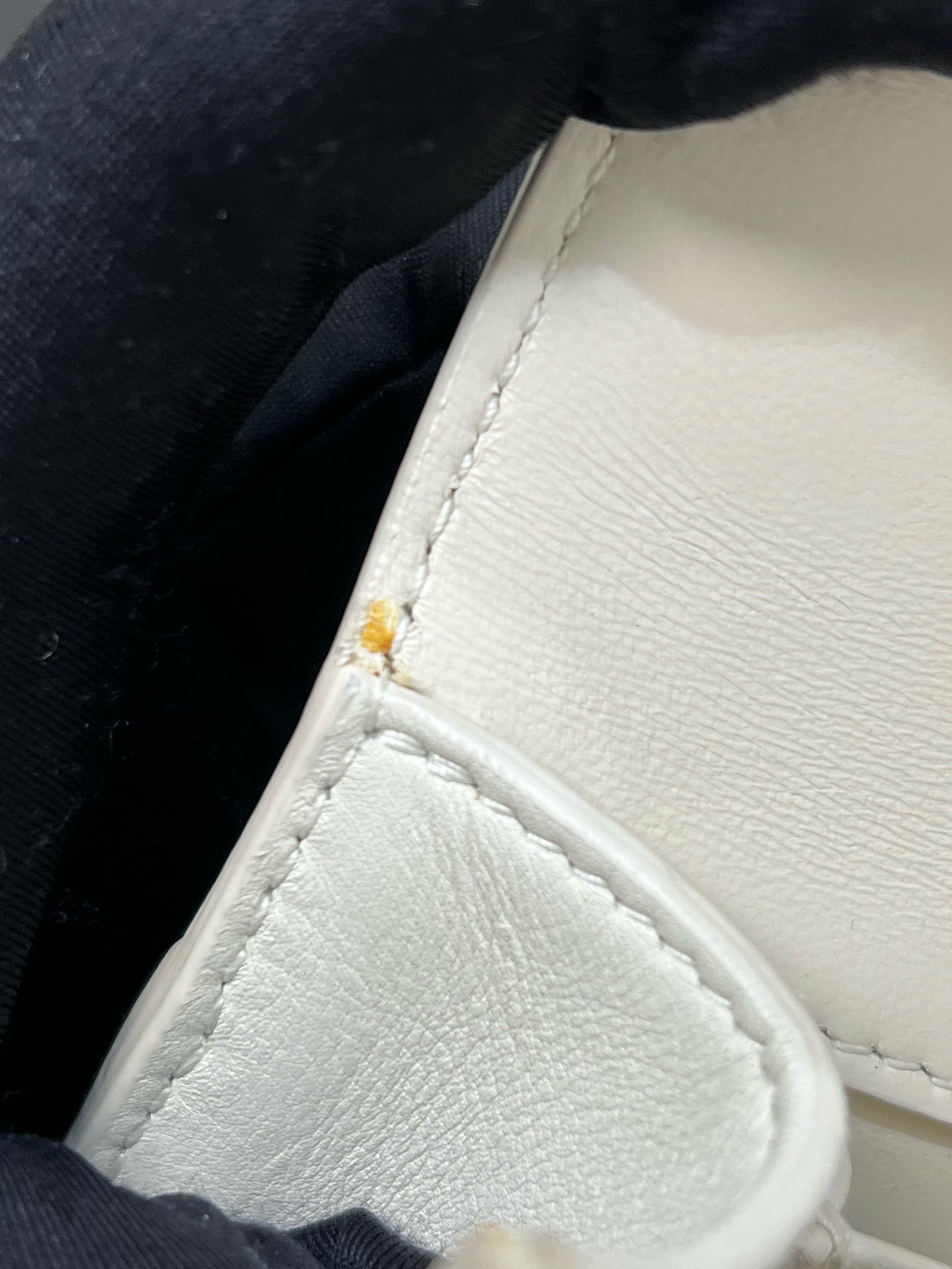 Dior - 30 Montaigne - Leather - White - (small)