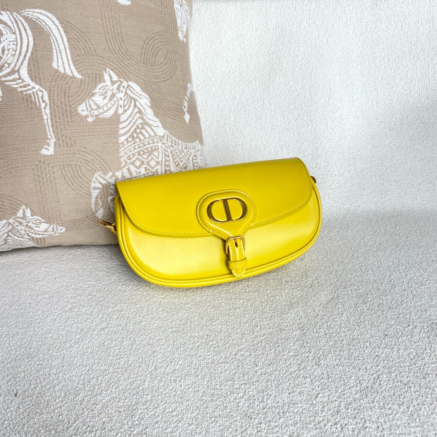 Dior - Bobby - Cowhide leather - Yellow with Gold-Tone Hardware - (Small)