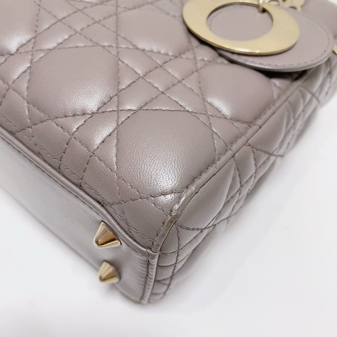 Dior - Lady Dior - Lambskin leather - Grey with Gold-Tone Hardware - (mini)