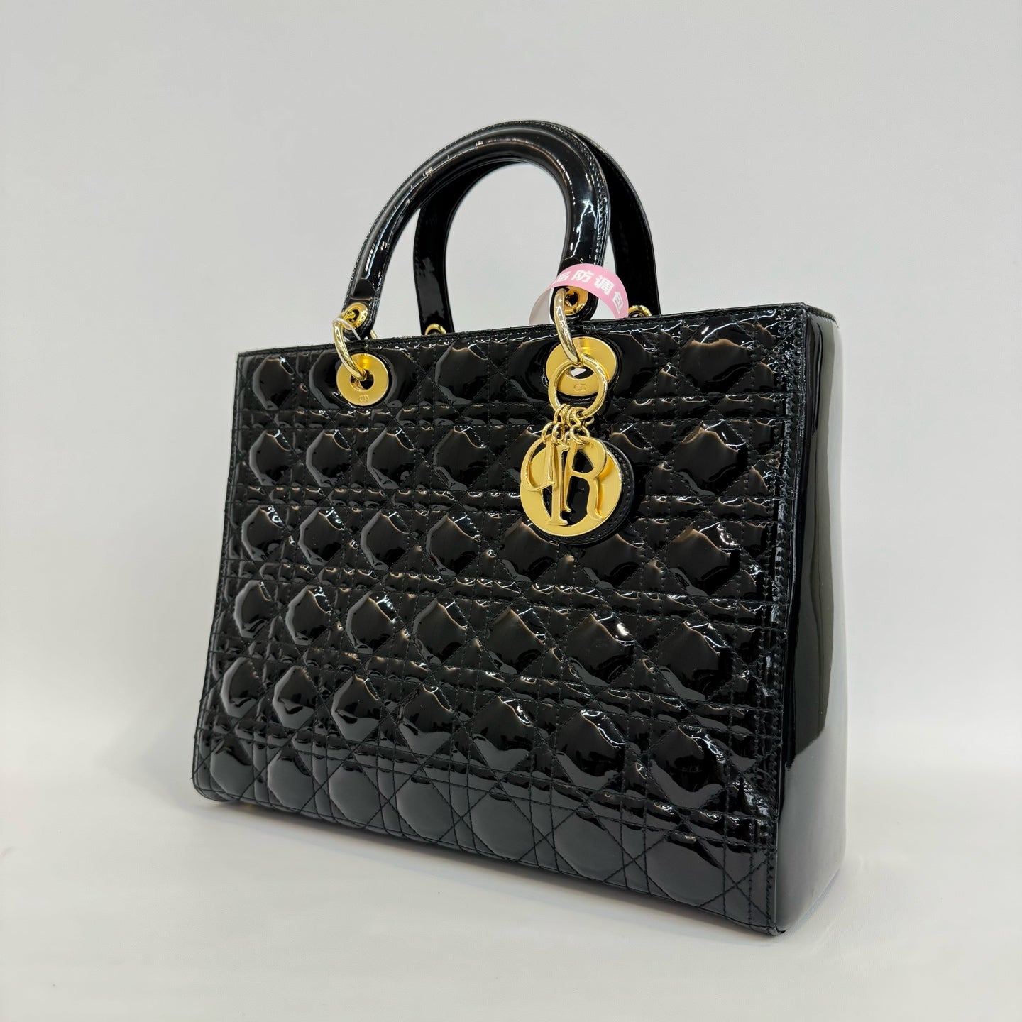 Dior - Lady Dior - Patent leather - Black with Gold-Tone Hardware - (Medium)