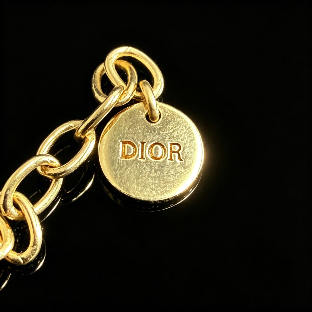 Dior - Other - Gold-tone metal with a pearl pendant and small pearl accents. - Gold