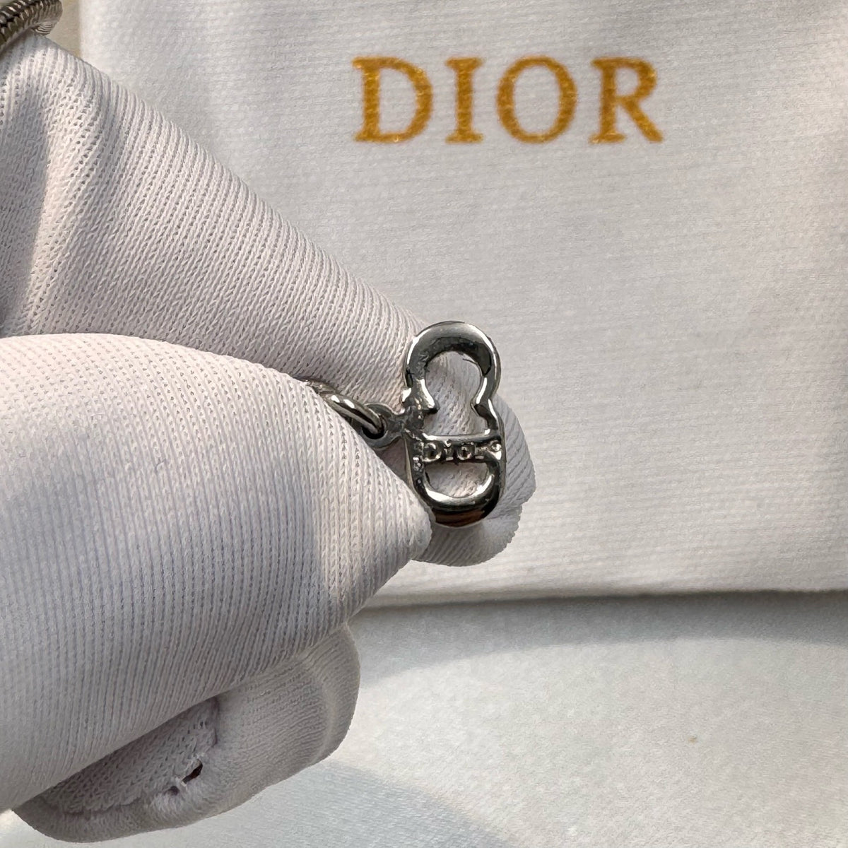 Dior - Other - Silver-tone metal; exact composition is not confirmed. - Silver