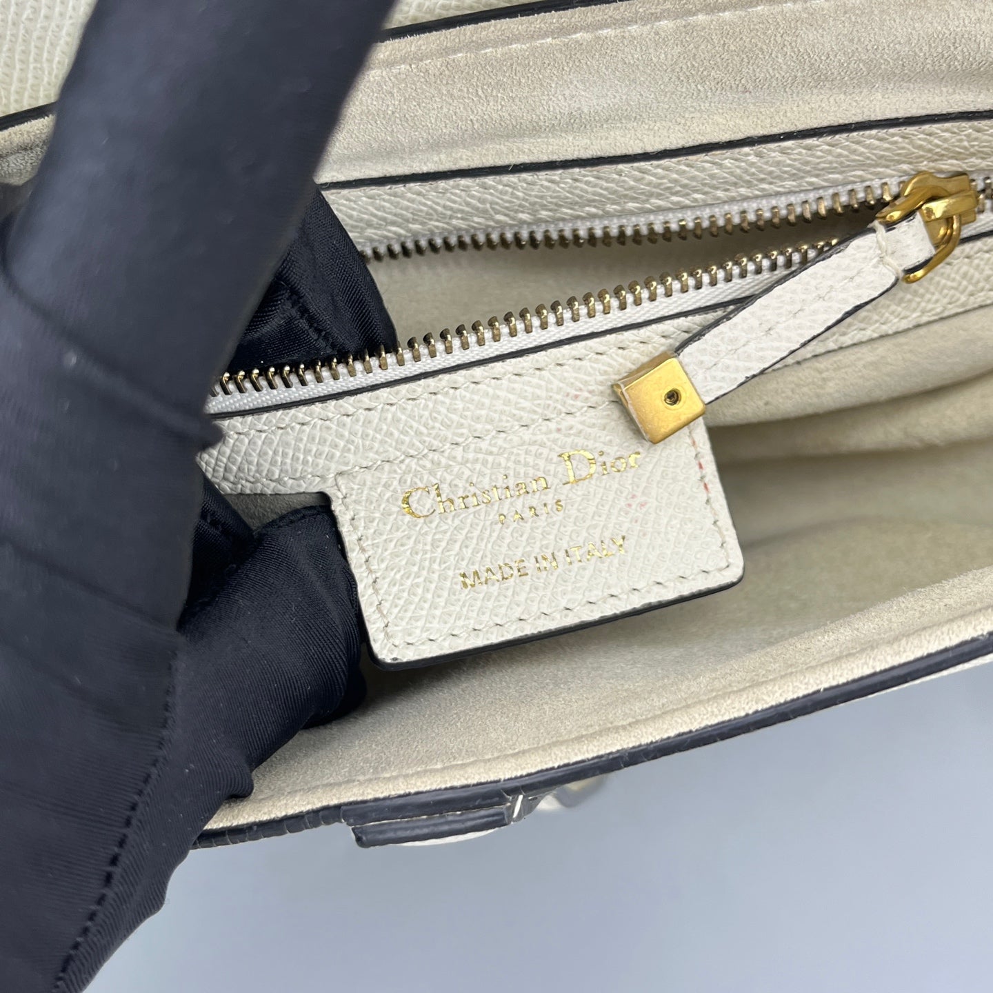 Dior - Saddle bag - Leather - White - (medium)