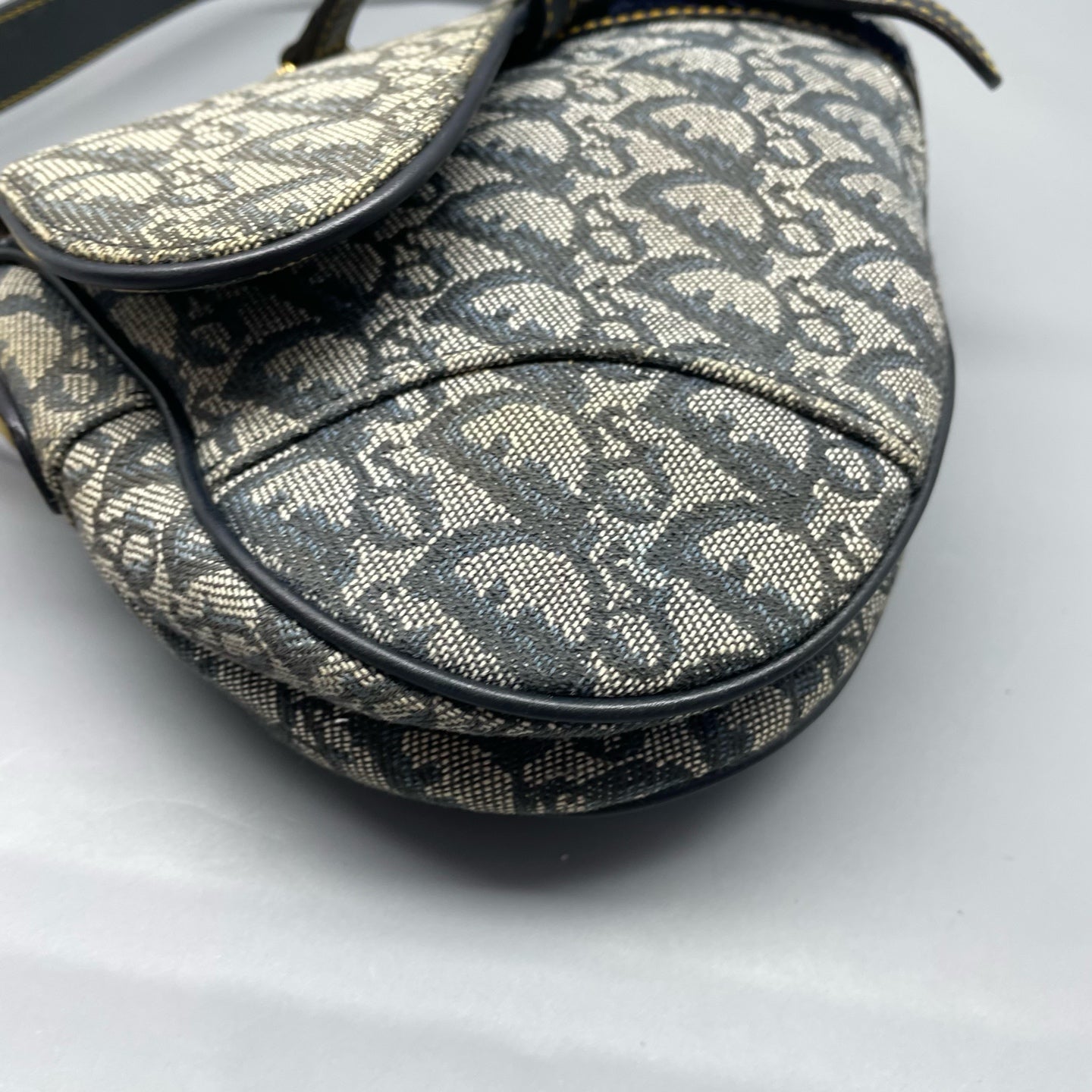 Dior - Saddle bag - Oblique jacquard canvas with leather trim - Grey with black leather accents - (medium)