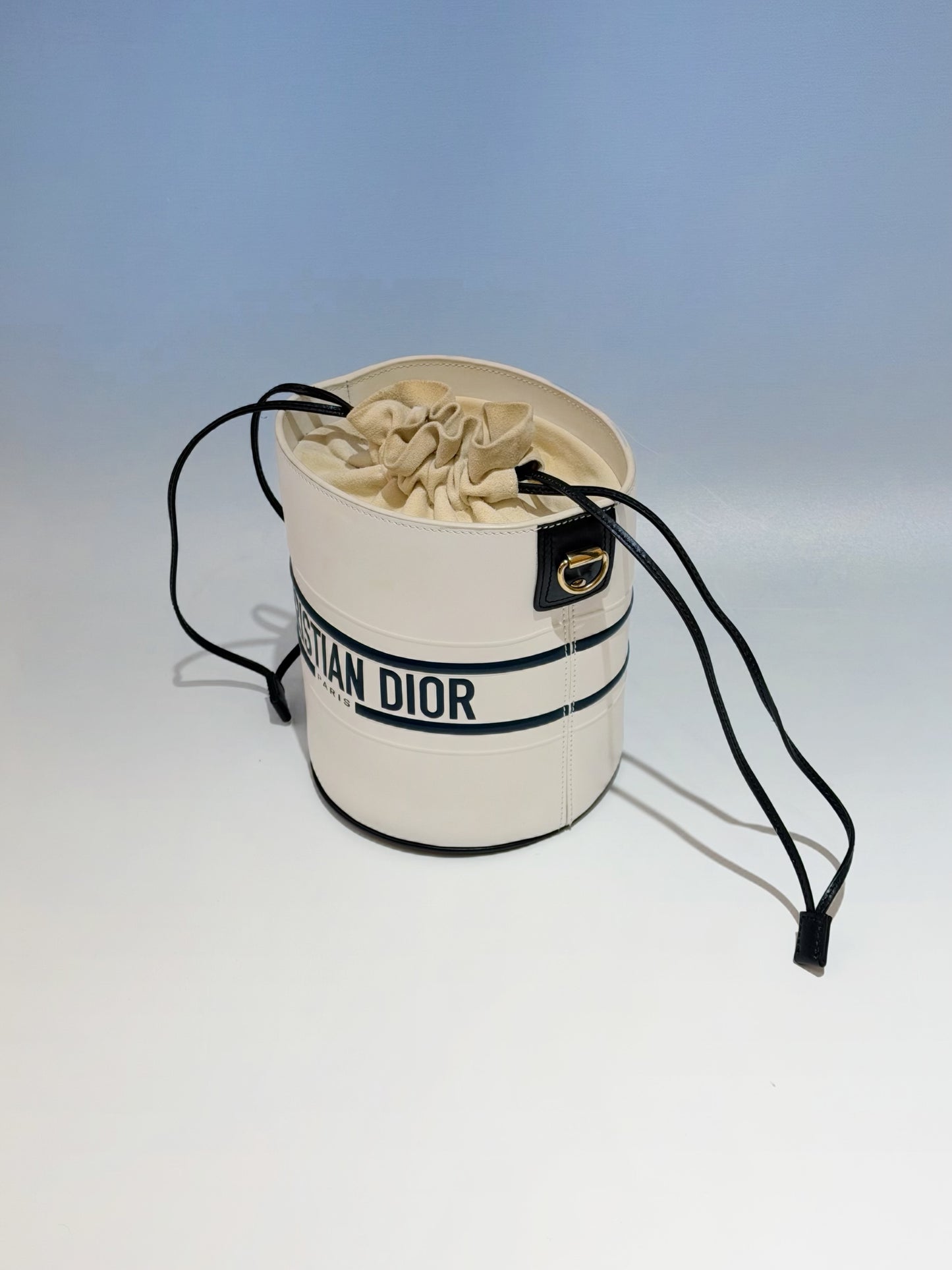 Dior - VIBE Bucket Bag - Leather - White - (small)