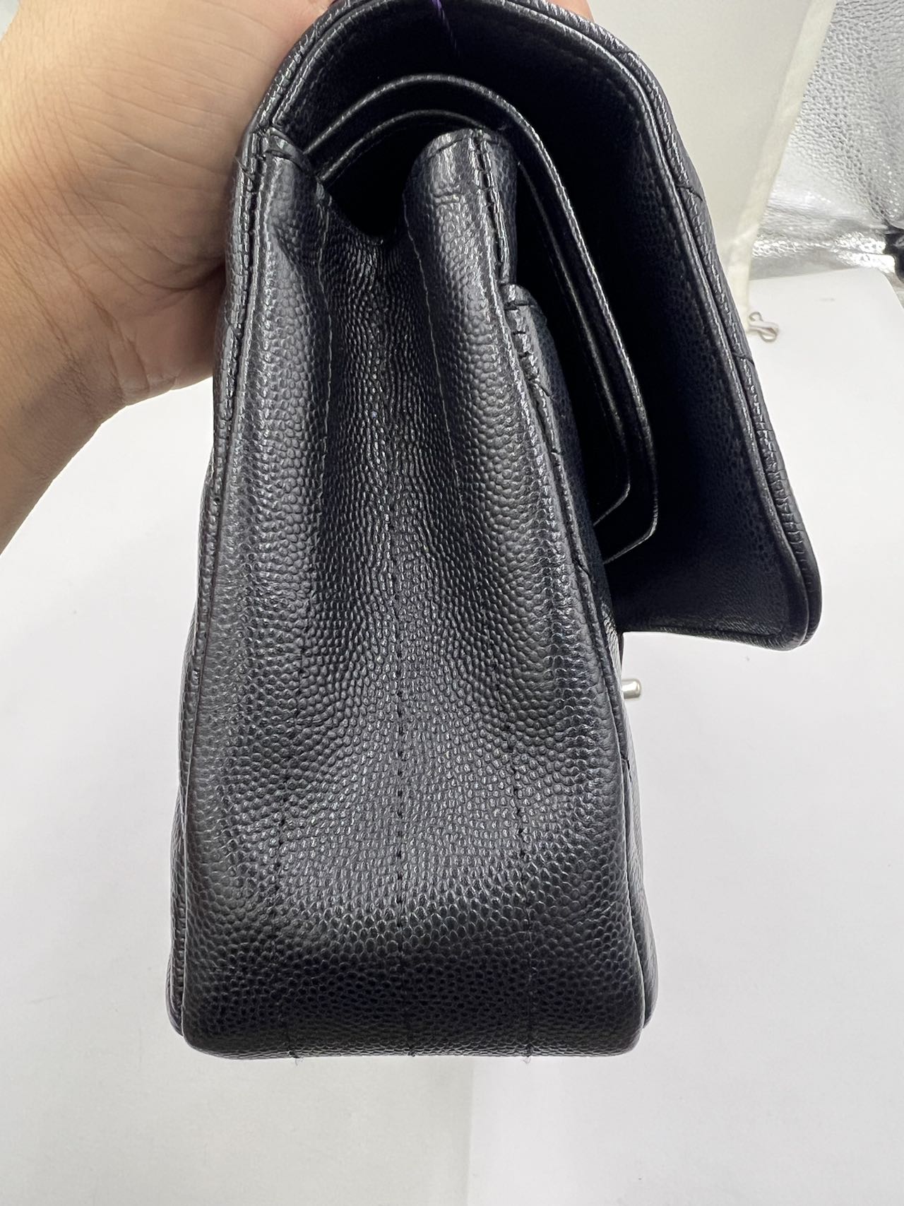 Chanel - Classic Flap Bag - Caviar leather - Black - (Medium)