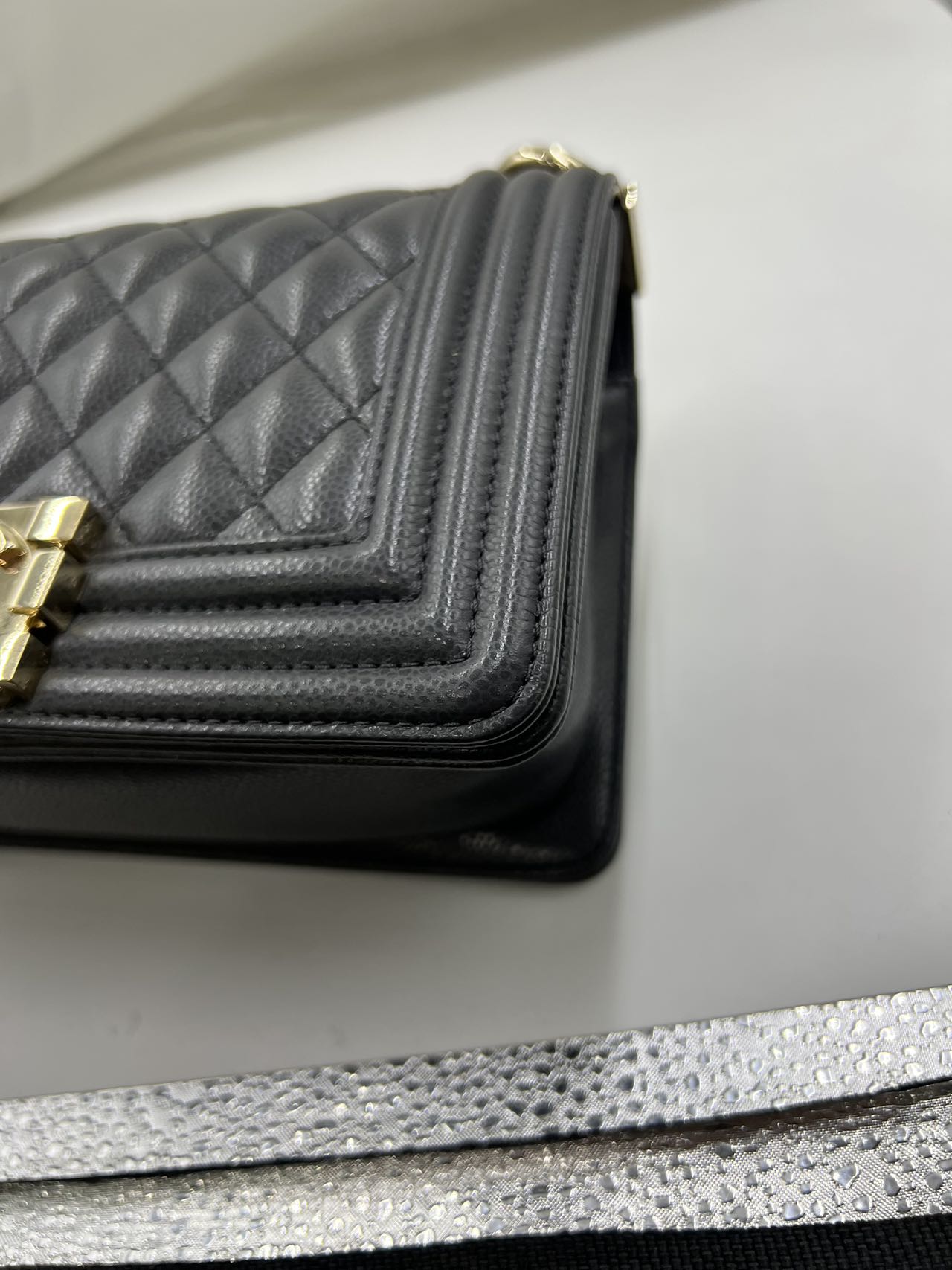 Chanel - Boy Bag - Caviar leather - Grey with Gold-Tone Hardware - (Small)