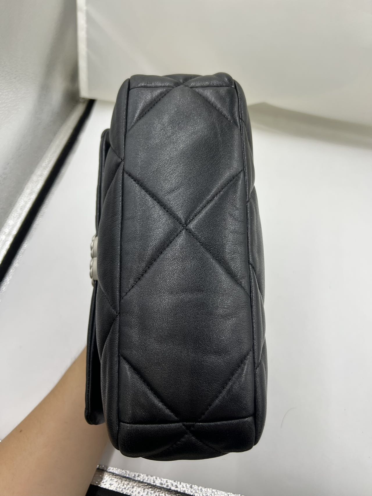 Chanel - 19 Bag - Leather - Black - (mini)