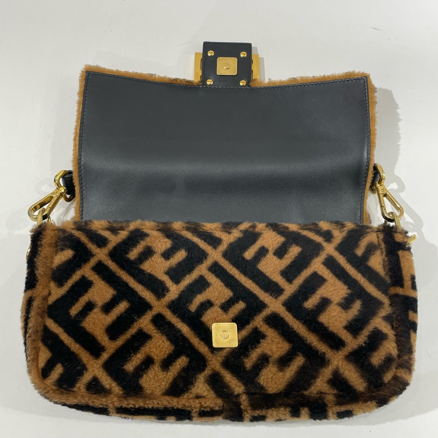 Fendi - Baguette Teddy FF Monogram - Shearling-effect fabric and leather - Brown and Black with Gold-Tone Hardware - (Small)