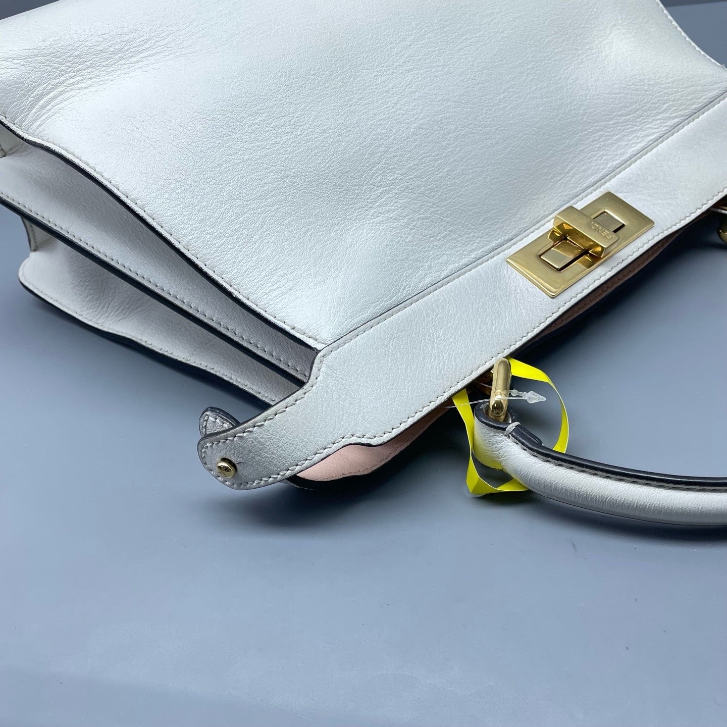 Fendi - Peekaboo - Leather - White - (medium)
