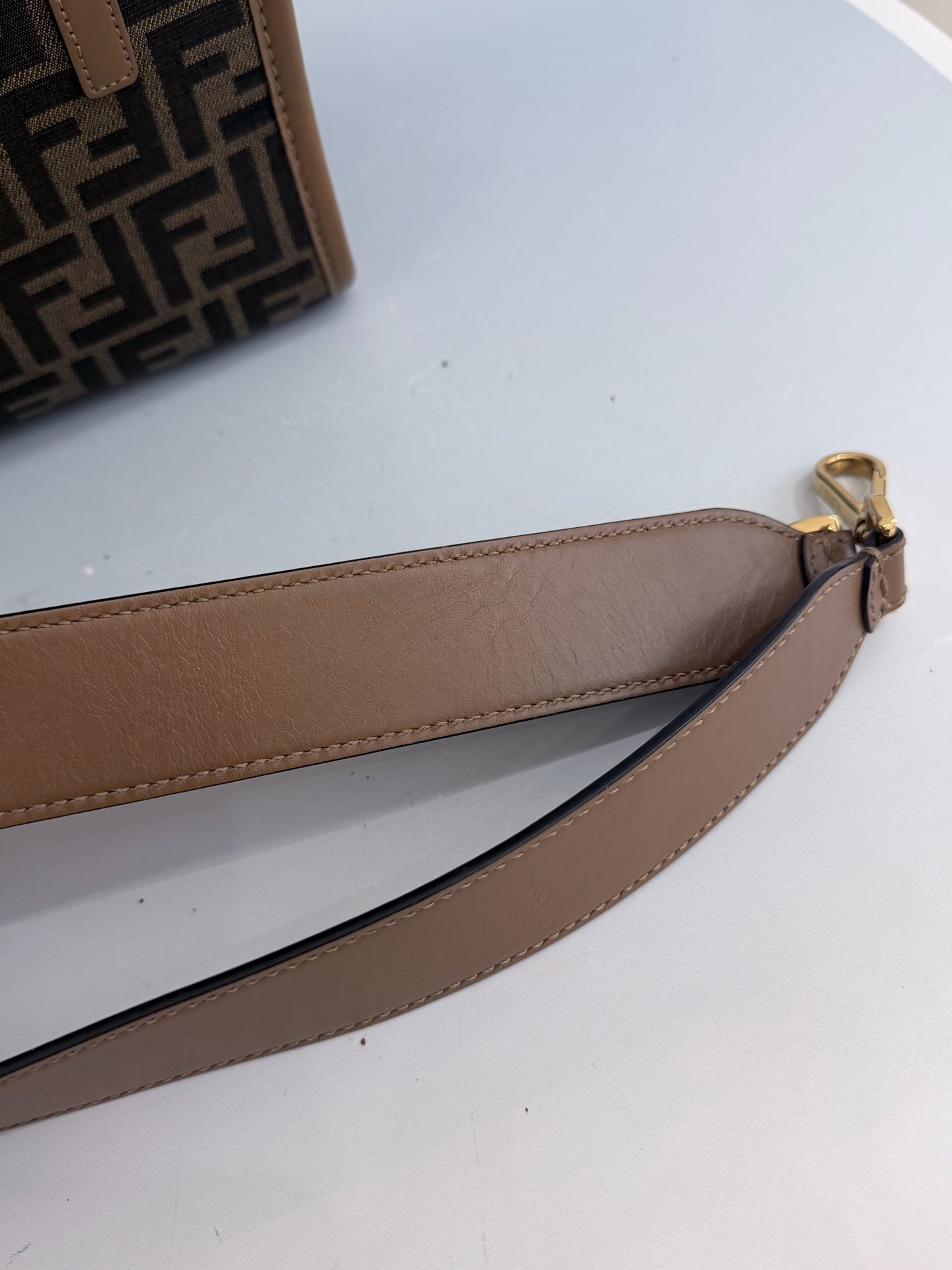 Fendi - Sunshine - Cloth - Brown - (medium)