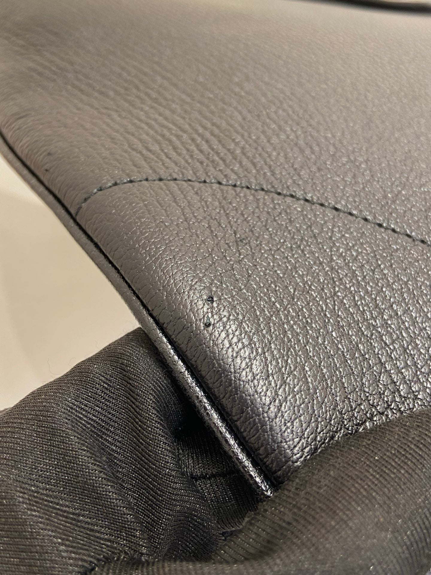 Gucci - Aphrodite - Leather - Black - (medium)