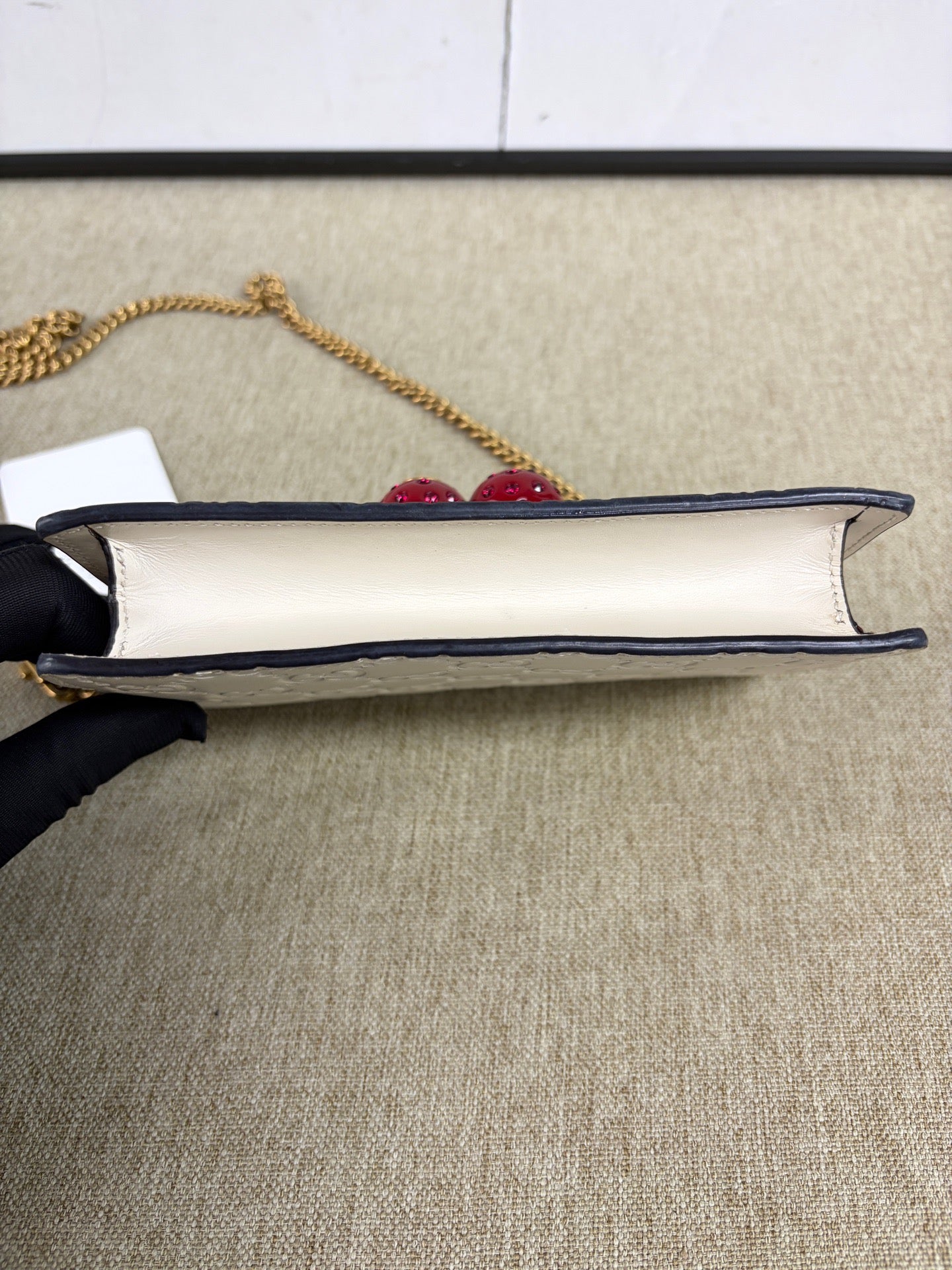 Gucci - Cherry Wallet on Chain - Leather - White - (mini)