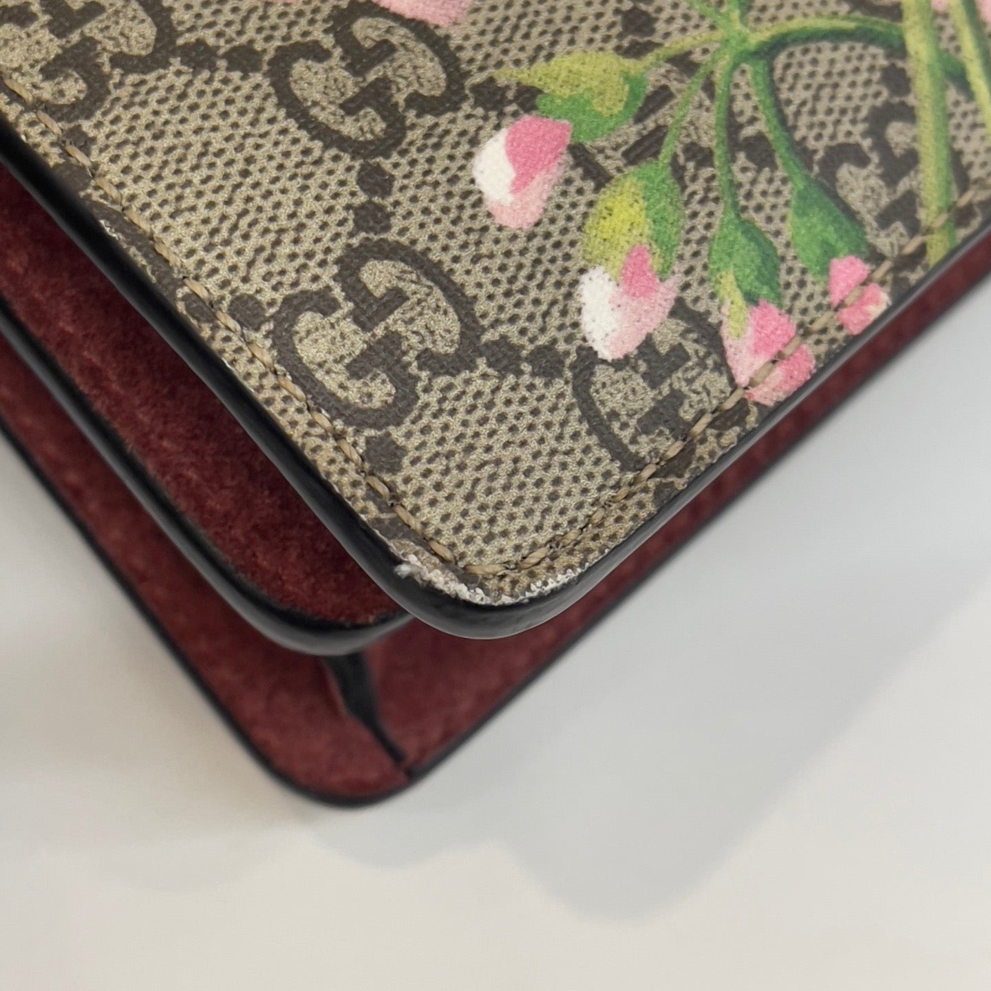 Gucci - Dionysus - GG Supreme canvas with suede and leather trim - Beige/Ebony with Multicolour Floral Print and Burgundy accents - (Medium)