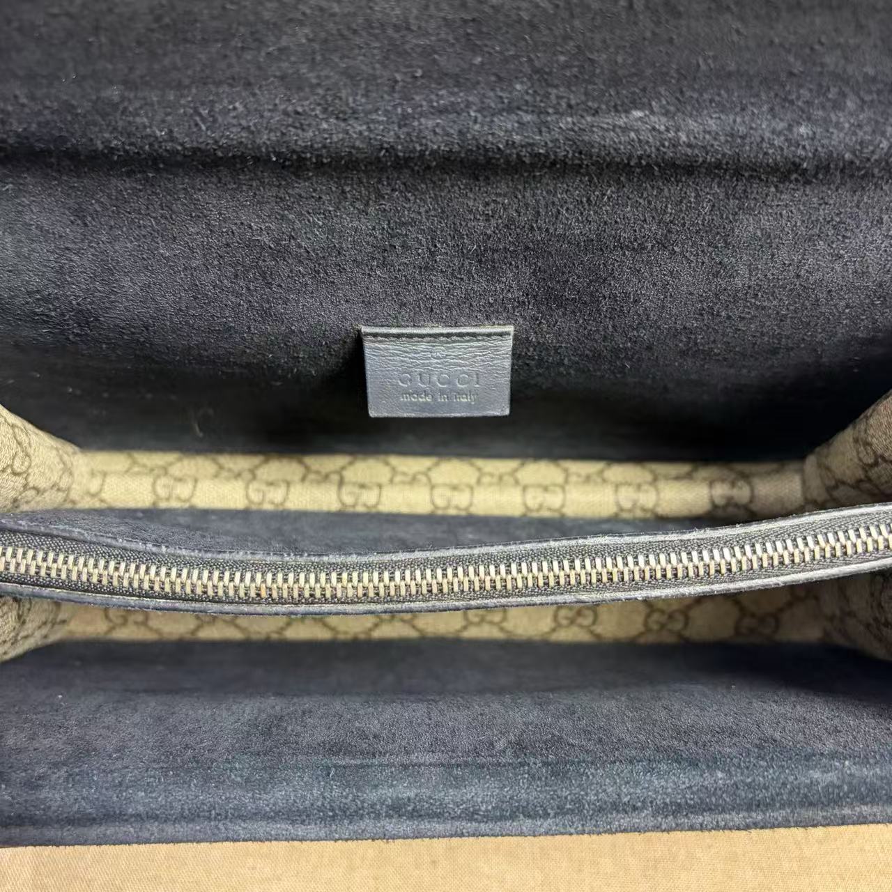 Gucci - Dionysus Shoulder Bag - GG Supreme canvas and suede - Beige, Black, Silver - (medium)