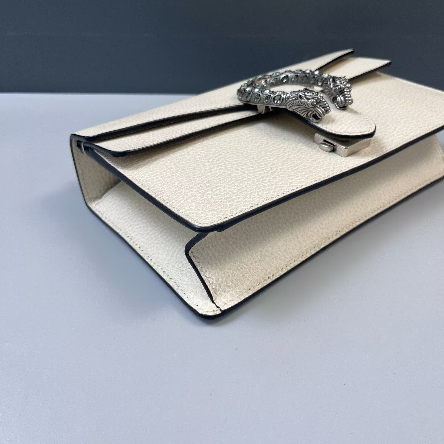 Gucci - Dionysus Shoulder Bag - Grained leather - White - (Small)