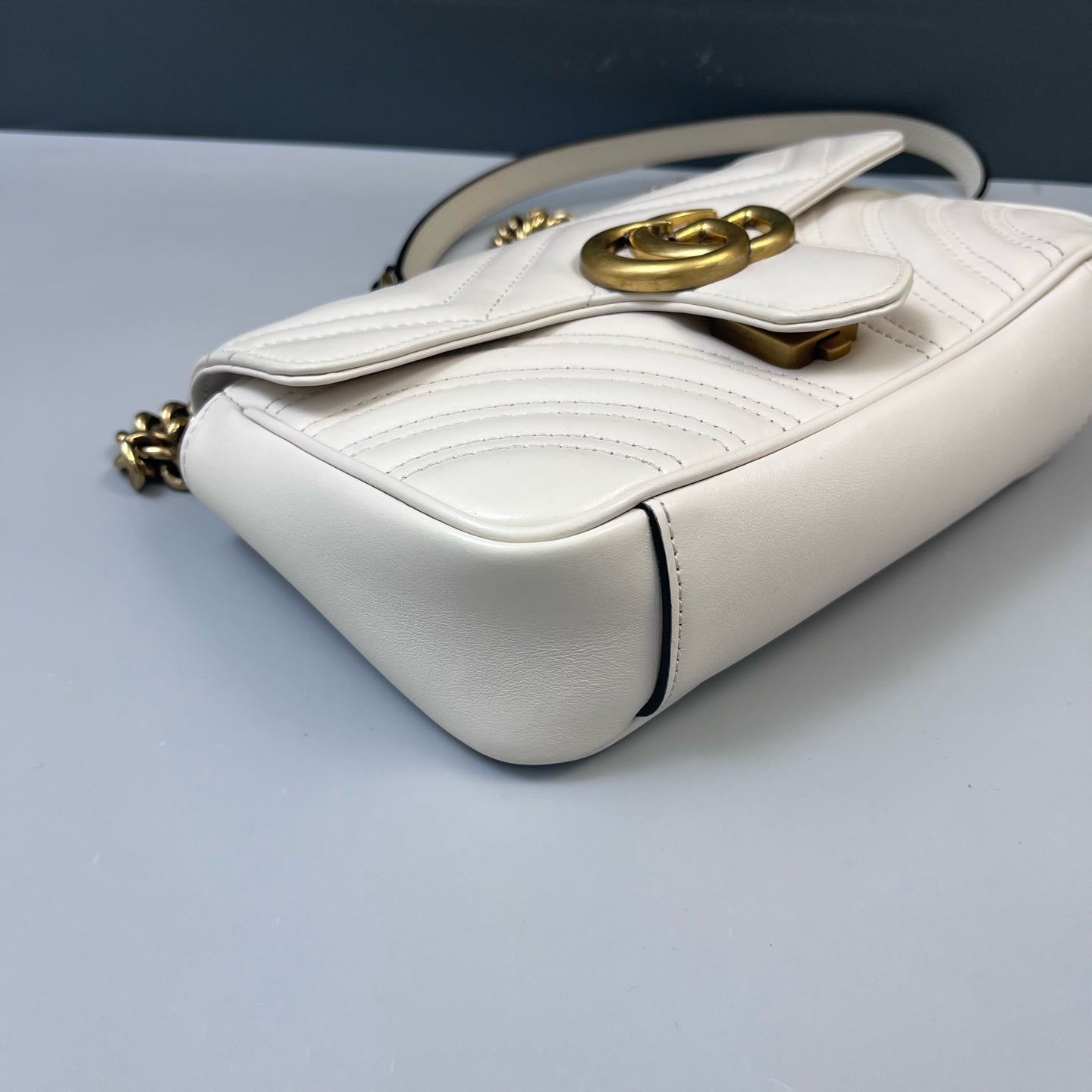 Gucci - GG Marmont 22 - Matelassé leather - White with Gold-Tone Hardware - (small)