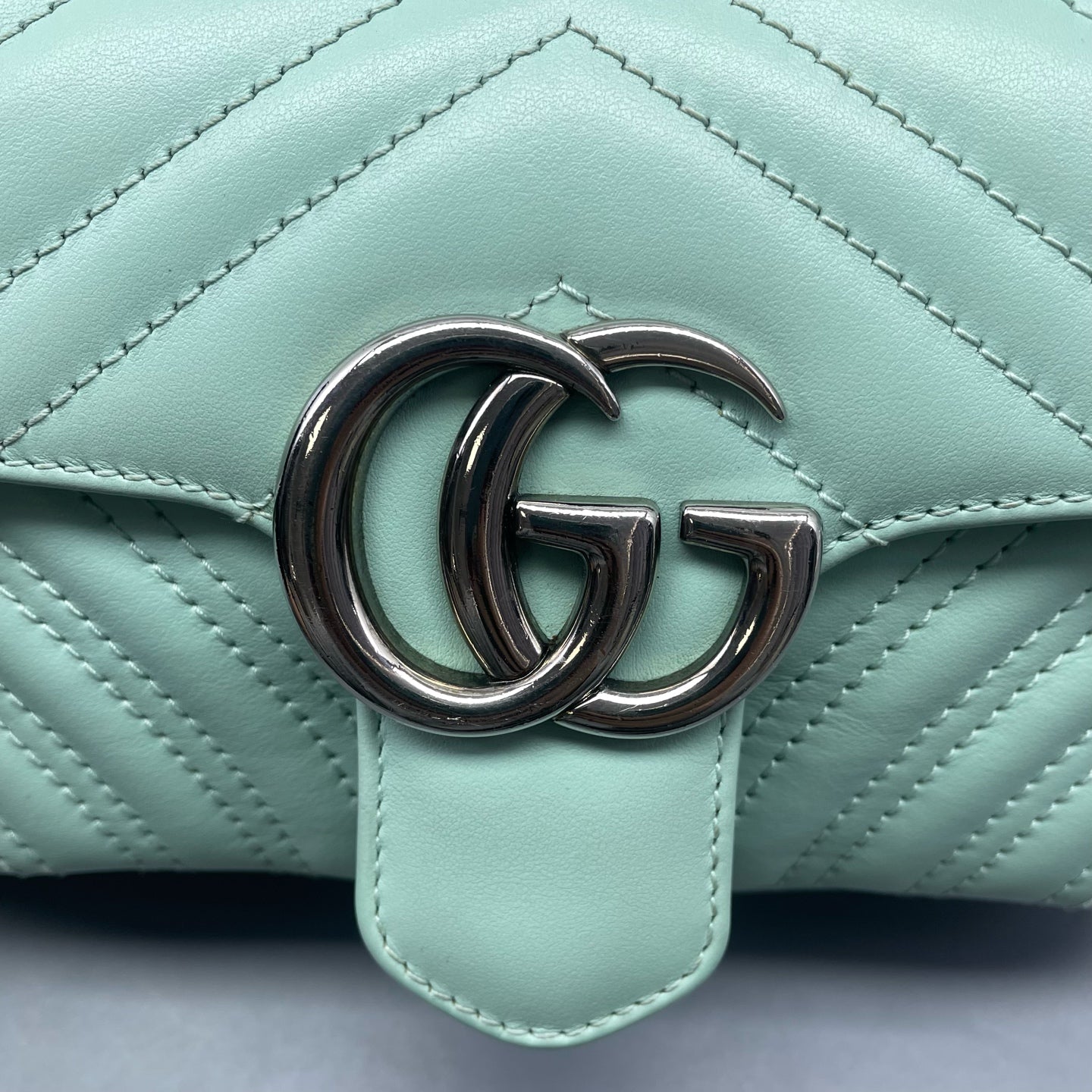 Gucci - GG Marmont Matelassé Mini Bag - Matelassé calfskin leather - Mint Green with Silver-Tone Hardware - (mini)