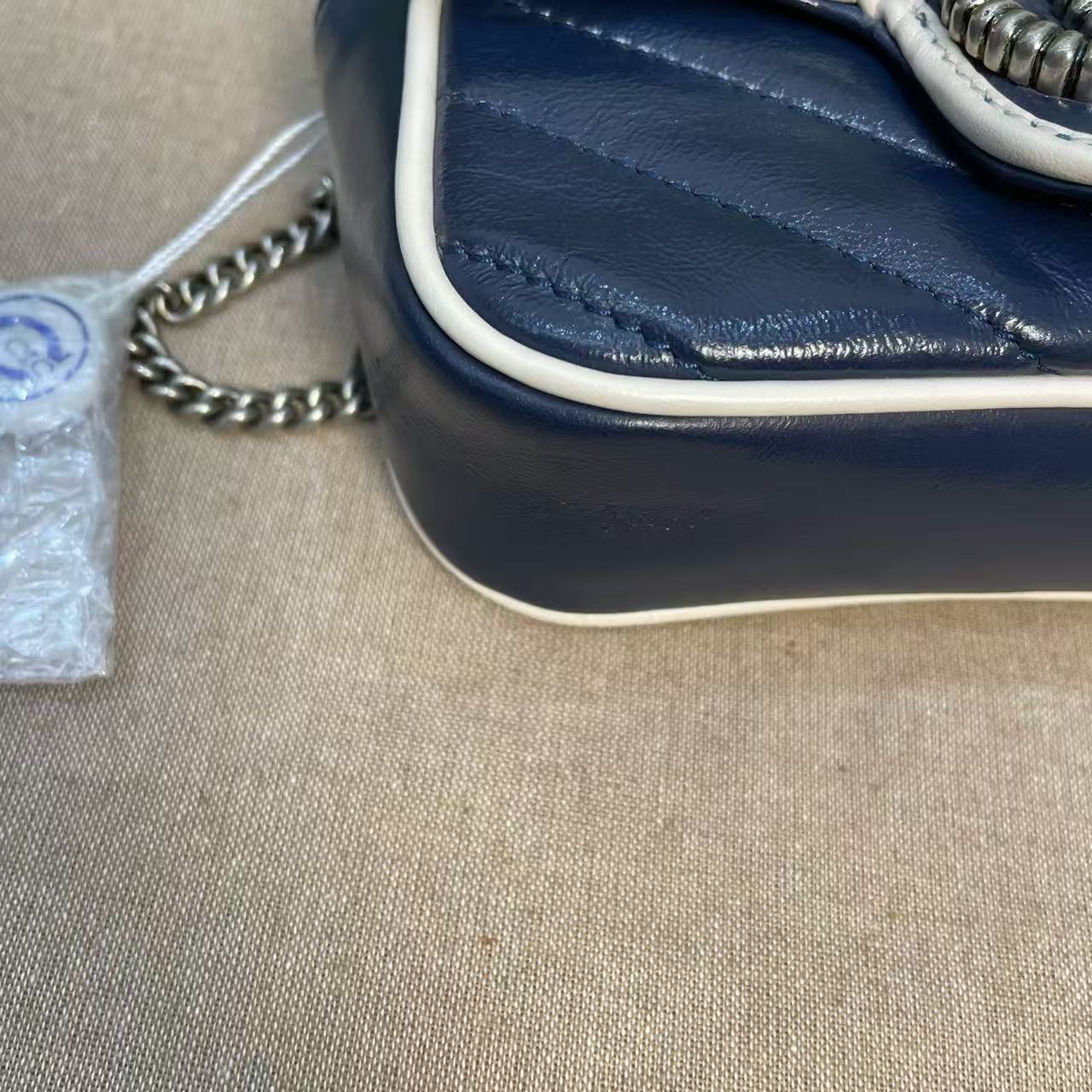 Gucci - GG Marmont Mini Chain Bag - Matelassé leather - Navy with White Trim - (Mini)