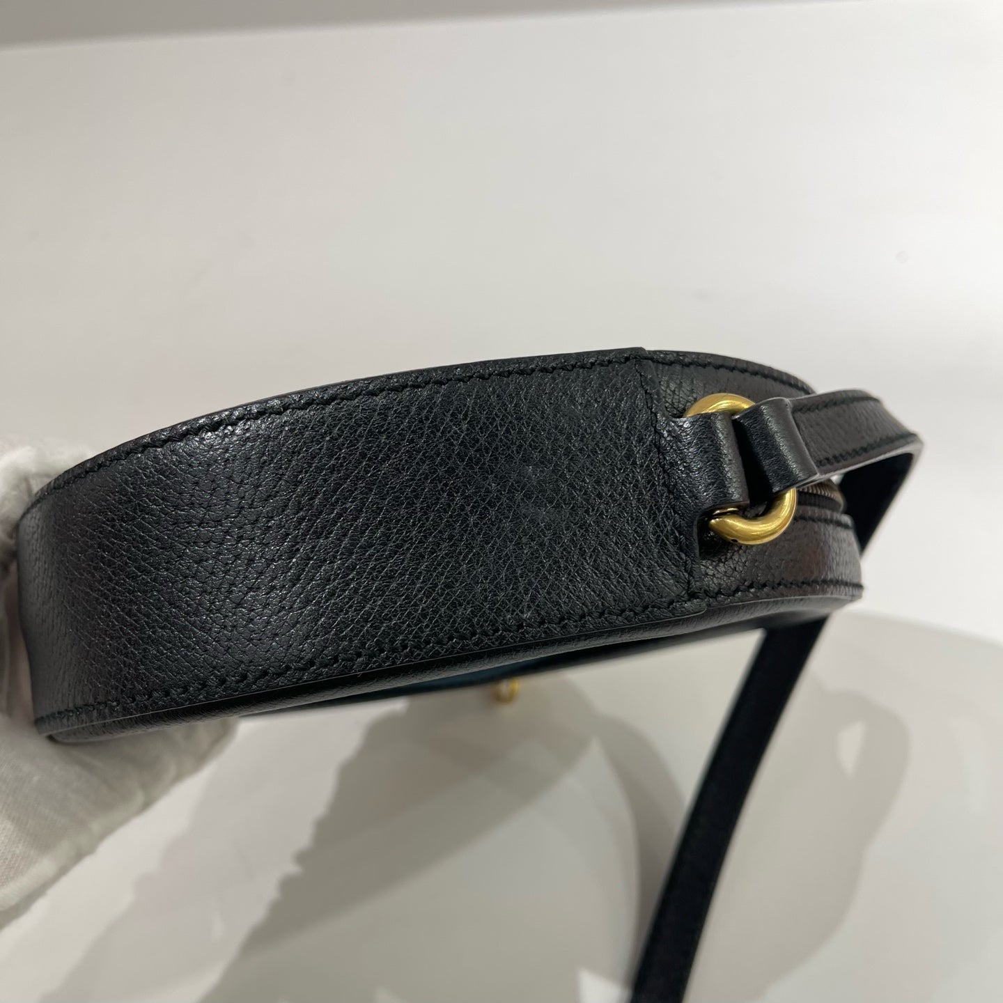 Gucci - GG Marmont Round Mini Shoulder Bag - Velvet with grained leather trim - Black with Gold-Tone Hardware - (mini)