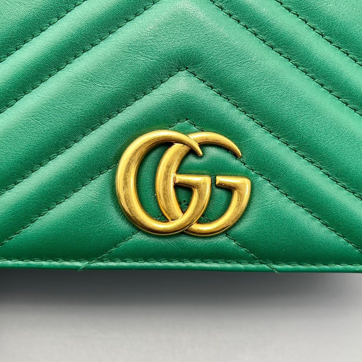 Gucci - GG Marmont Wallet on Chain - Matelassé leather - Green with Gold-Tone Hardware - (mini)