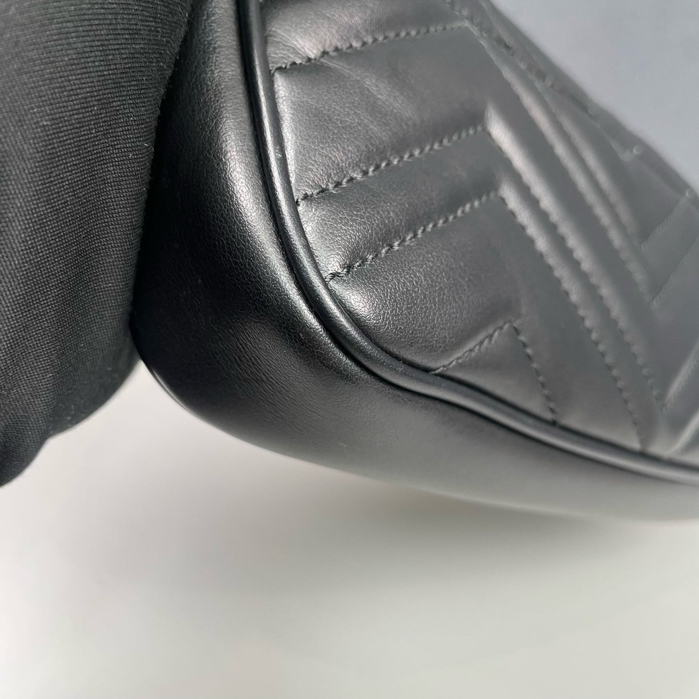 Gucci - Marmont - Leather - Black - (mini)
