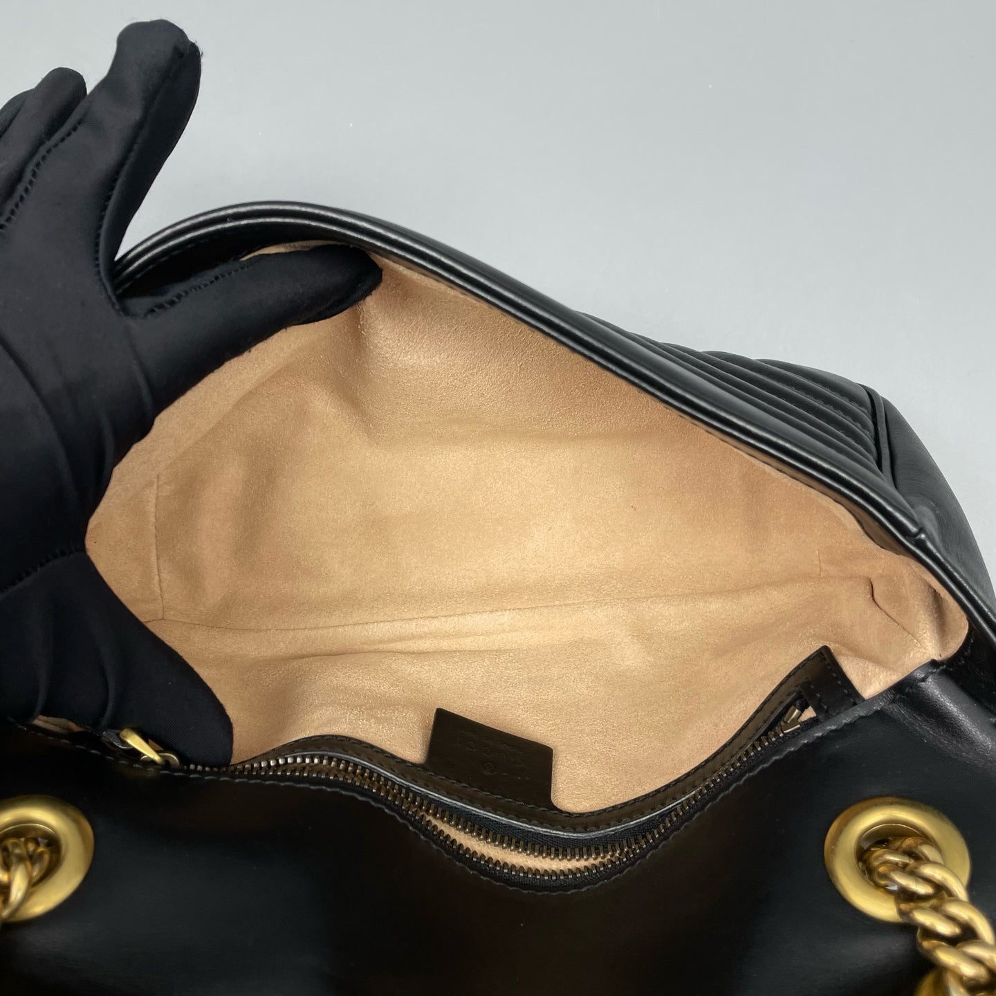 Gucci - Marmont - Leather - Black with Gold-Tone Hardware - (small)