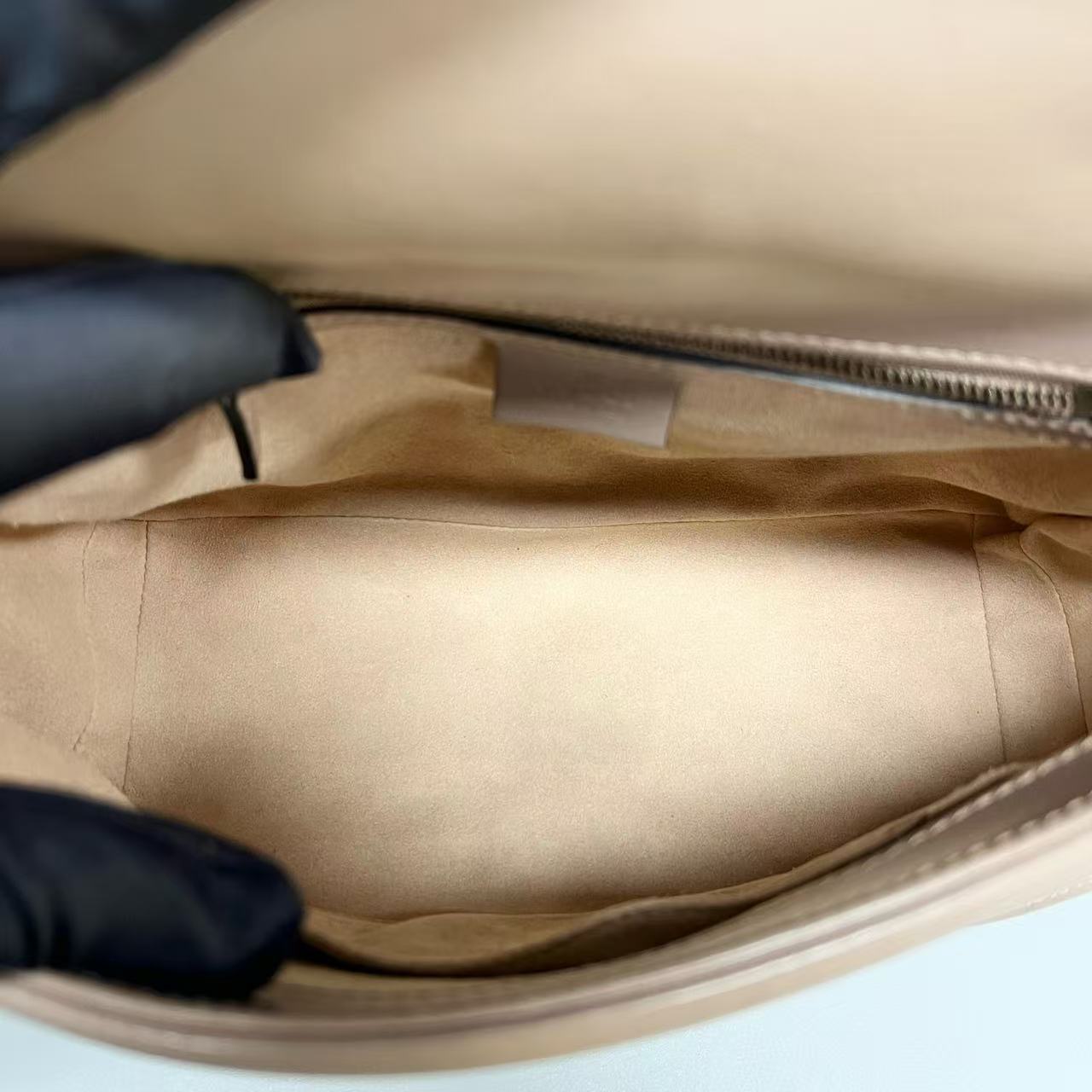 Gucci - Marmont Top Handle Messenger Bag - Leather - Beige - (medium)