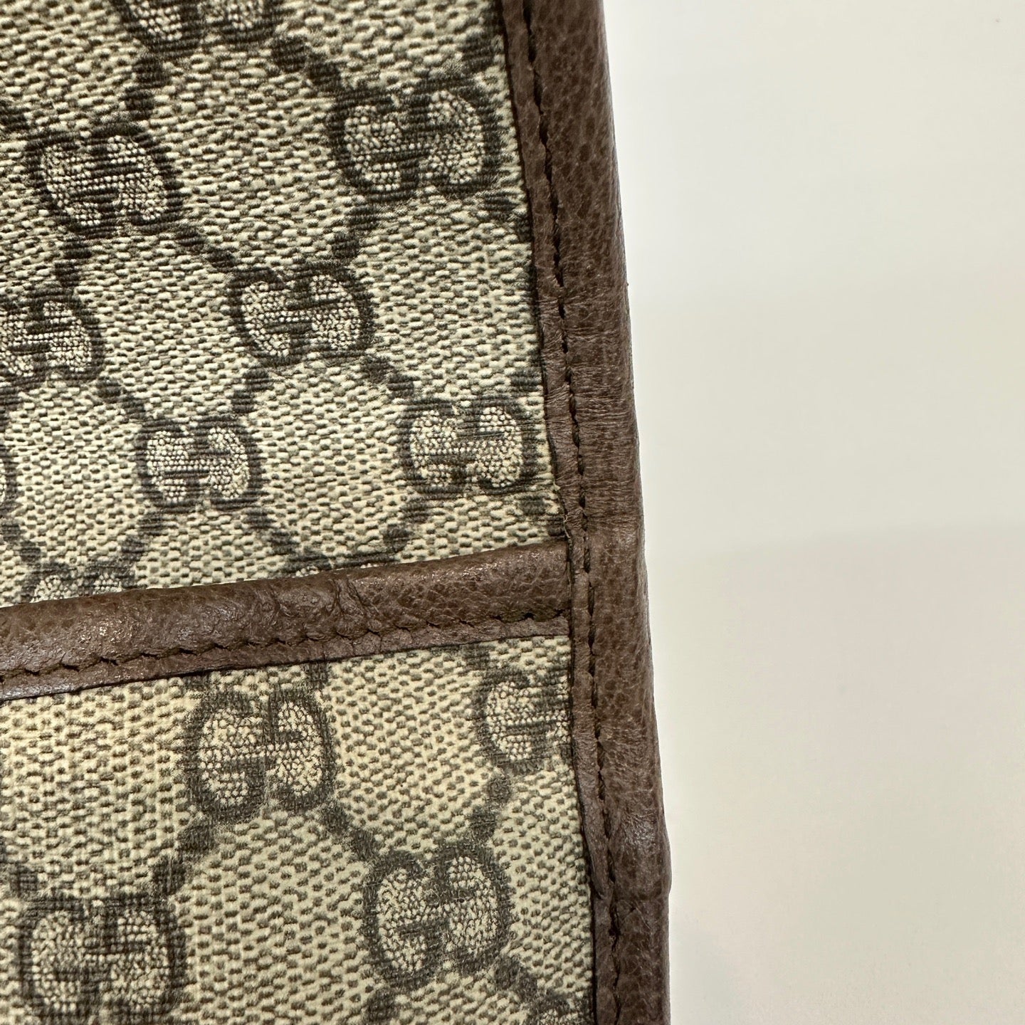Gucci - Ophidia GG Supreme Tiger Head Belt Bag - GG Supreme canvas with leather trim - Beige and ebony with brown leather and green/red Web stripe - (Small)