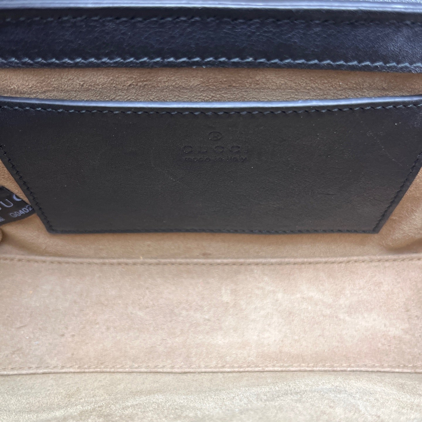 Gucci - Padlock Shoulder Bag - GG Supreme canvas with leather trim - Beige and Black with Gold-Tone Hardware - (mini)