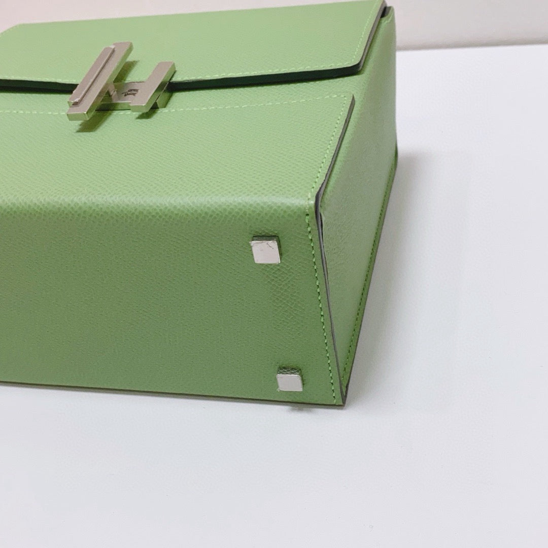 Hermès - Cinhetic big 3i - Grained leather - Avocado Green - (mini)