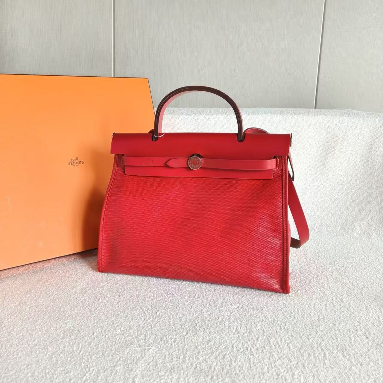 Hermès - Herbag 31 - Waterproof canvas and cowhide leather - Chili Red with Beige accents - (medium)