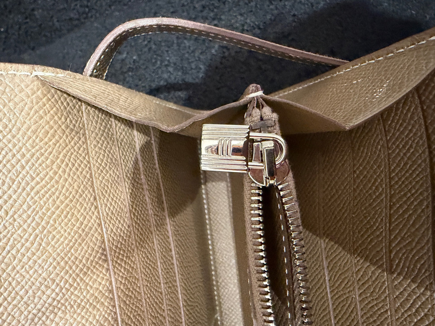 Hermès - Kelly Long Wallet - Epsom leather - Grey - (N/A)