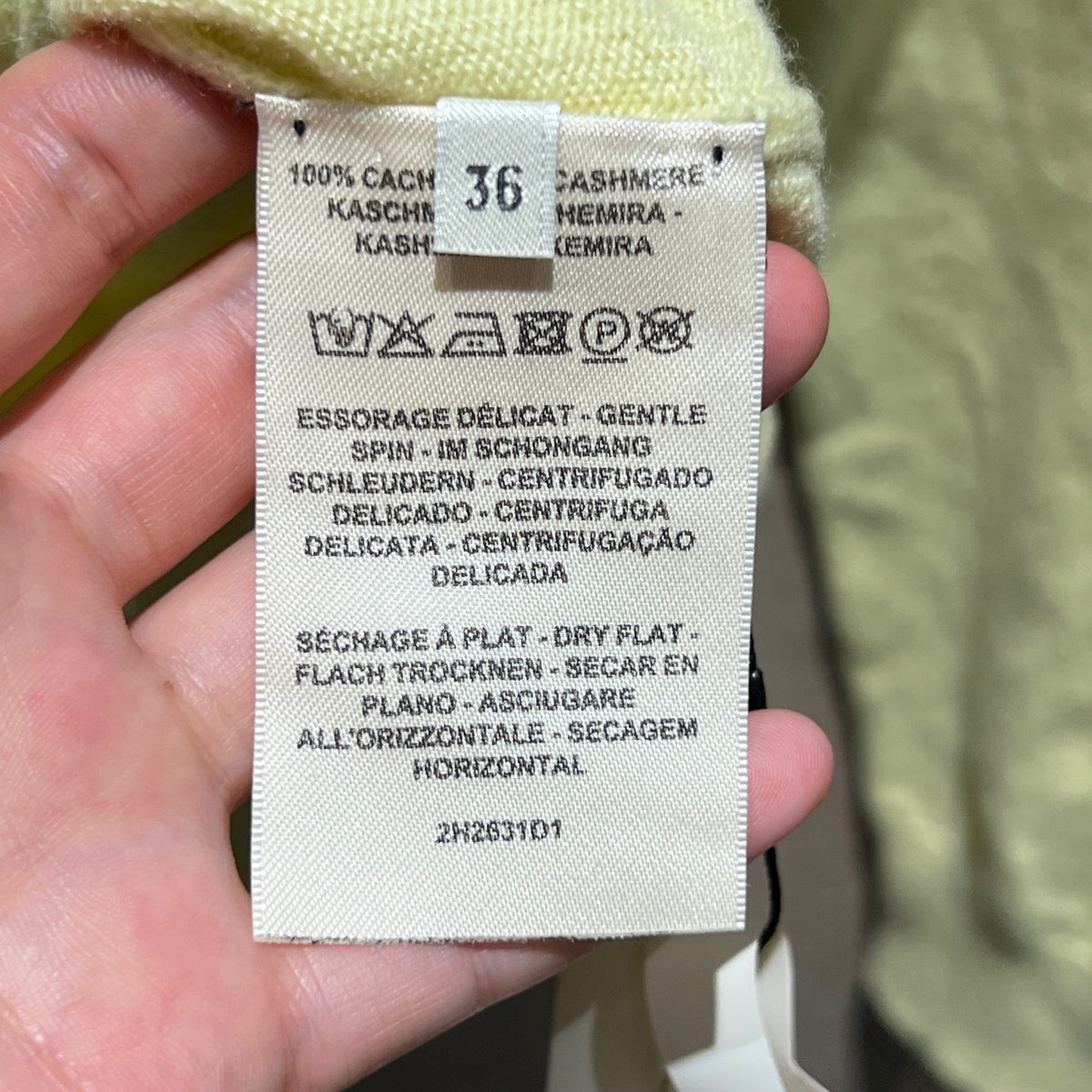 Hermès - Other - Cashmere - Yellow - (36)