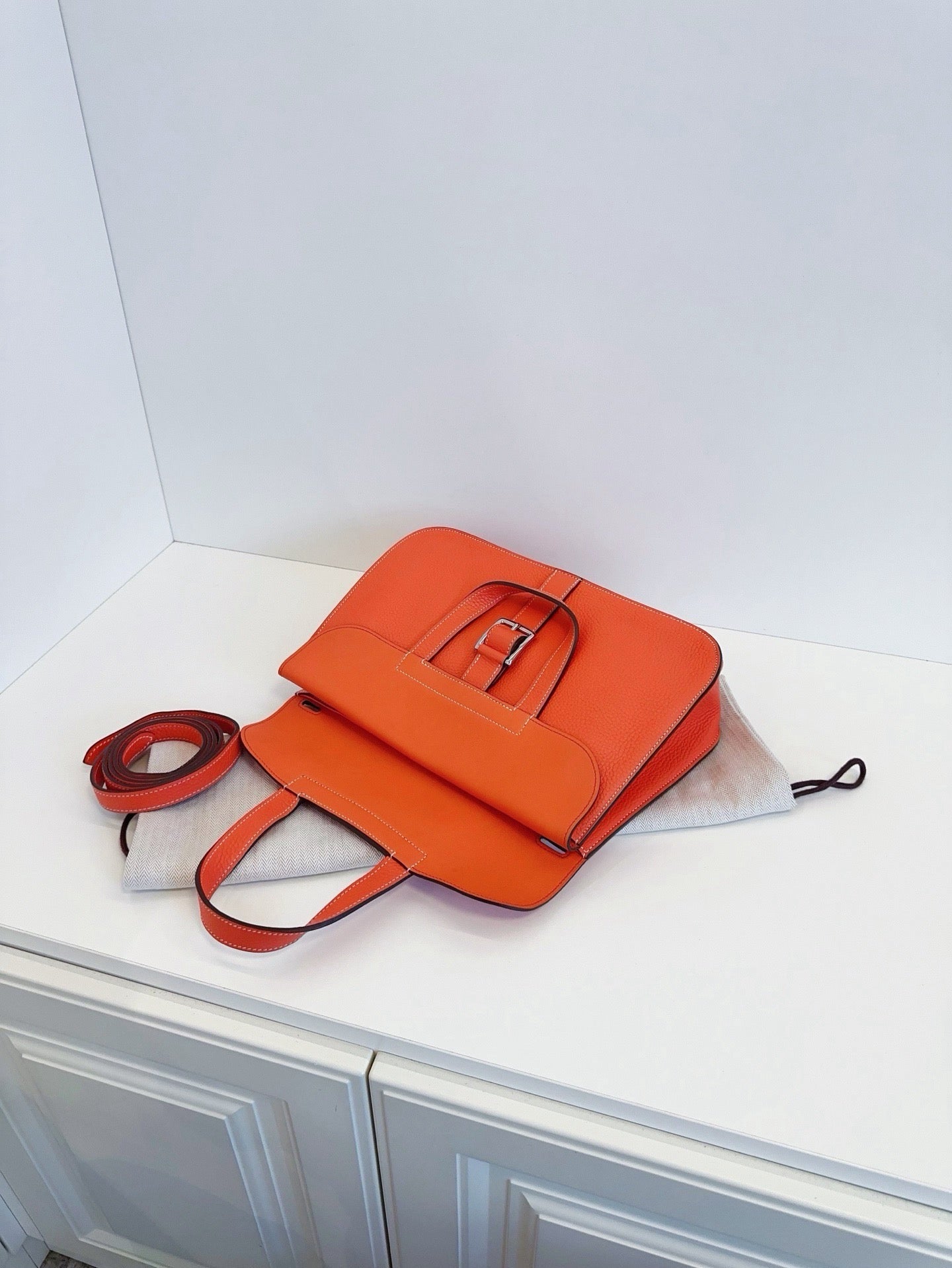 Hermès - Other - Leather - Orange - (medium)