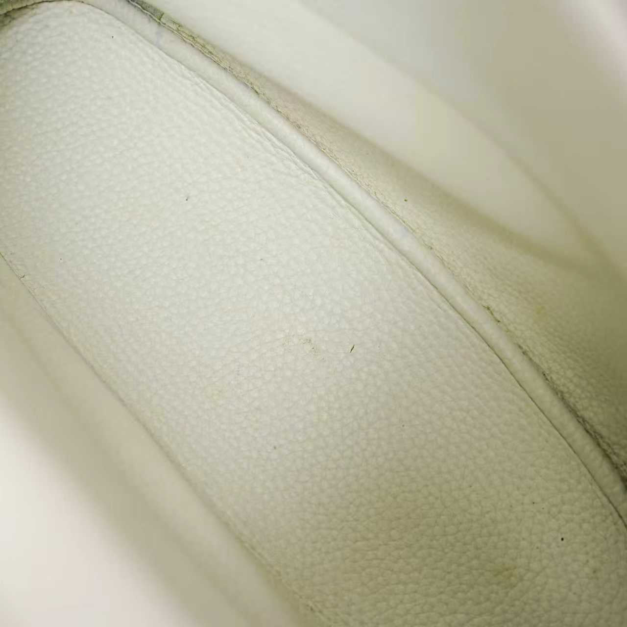 Hermes - Other - Leather - White - (Other)