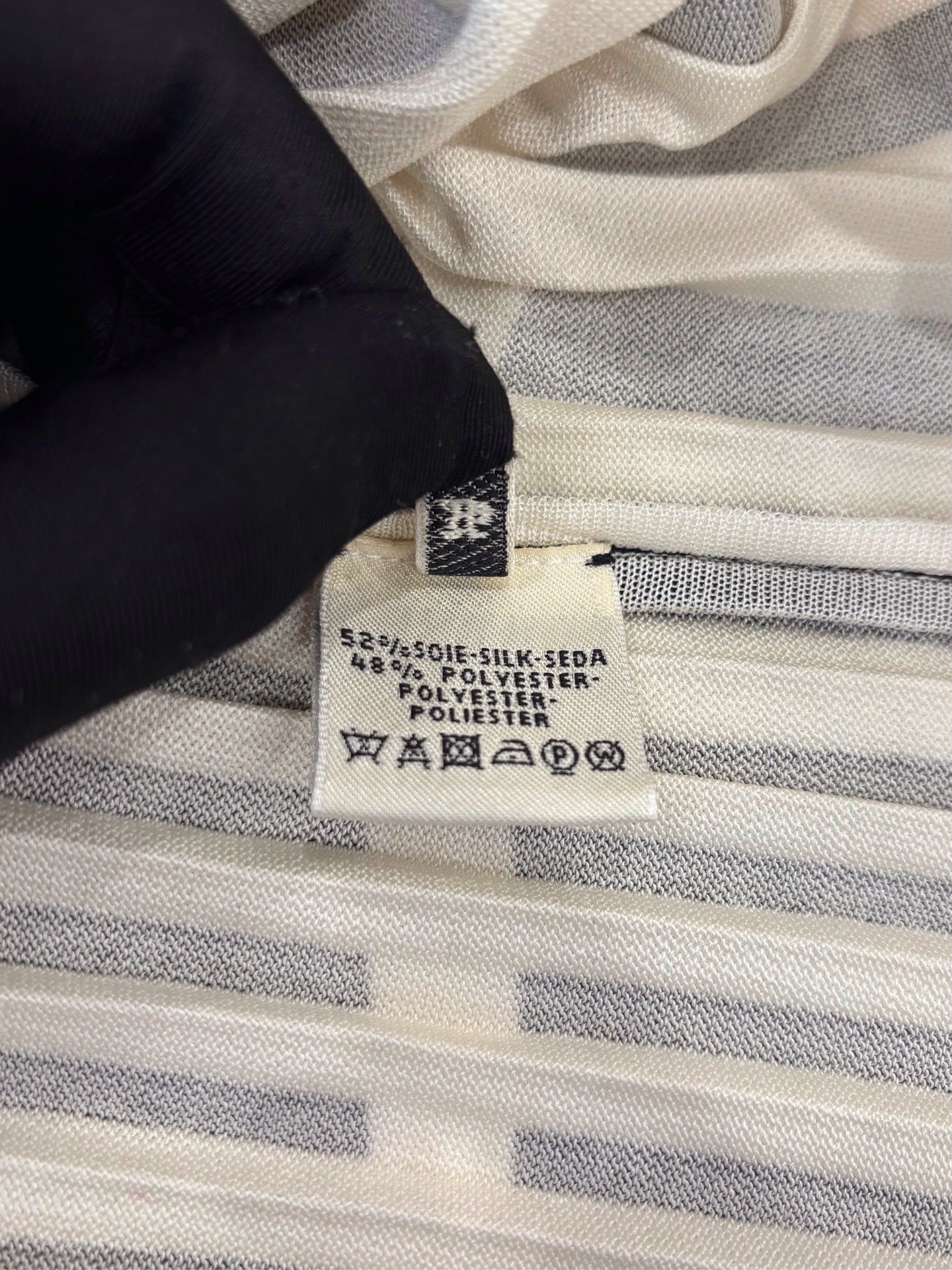 Hermès - Other - Silk - Multicolour - (36)