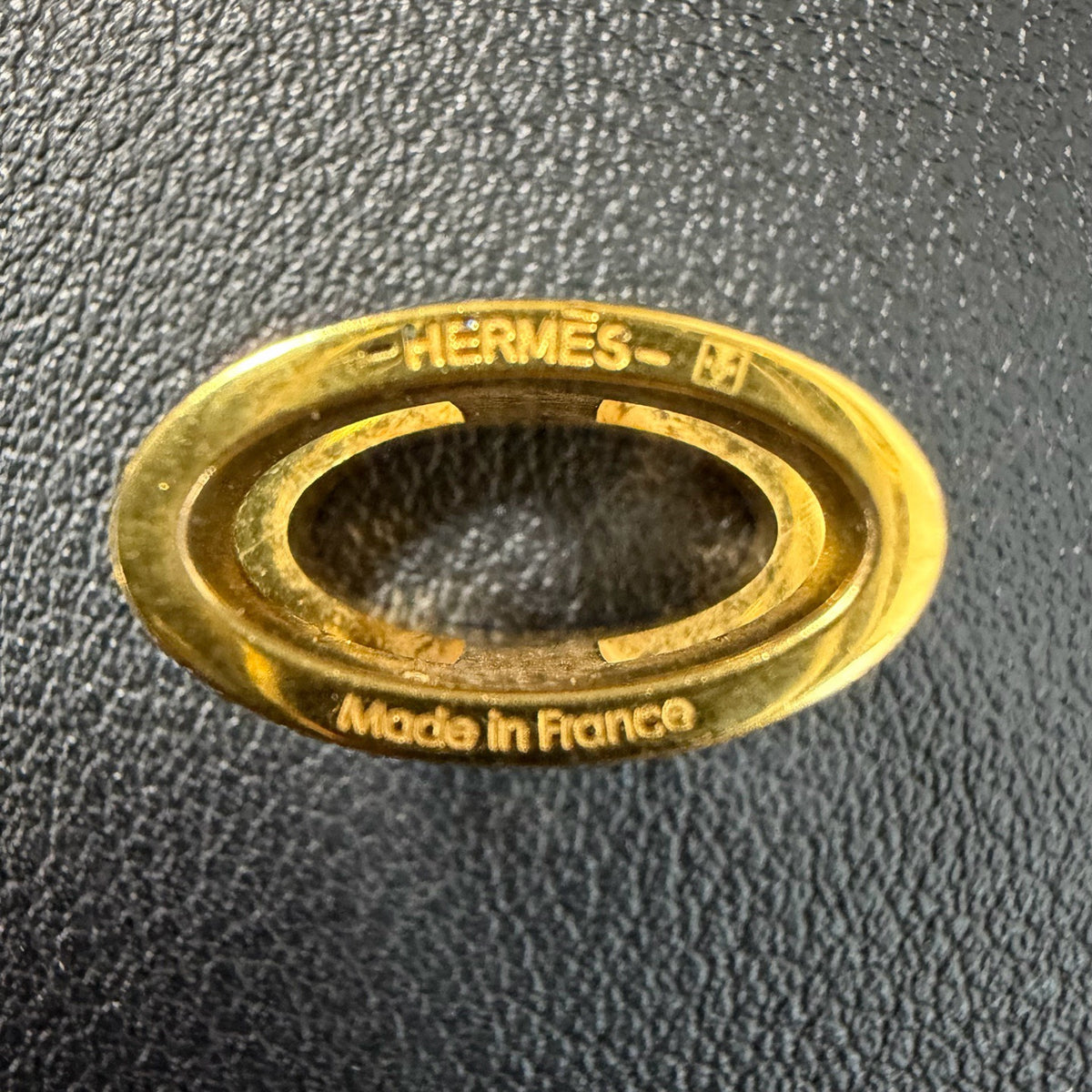 Hermes - Pop H Large - Metal chain and pendant with black enamel; gold-tone finish. - Multicolour