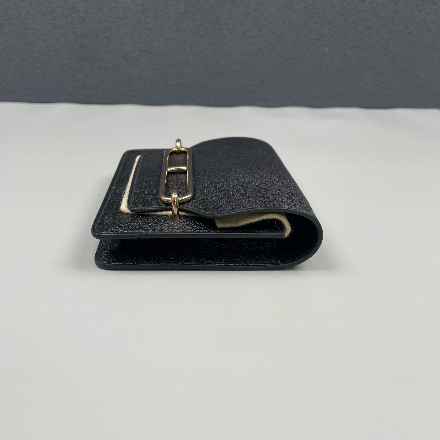 Hermès - Roulis - Leather - Black with Gold-Tone Hardware - (mini)