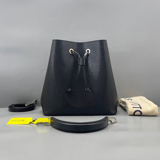 Louis Vuitton - Petit Noé - Epi leather - Black - (Medium)